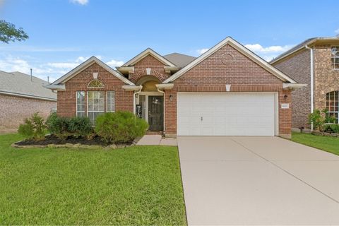 Photo of 10303 Antelope Alley, Missouri City, TX 77459 (MLS # 42072917)