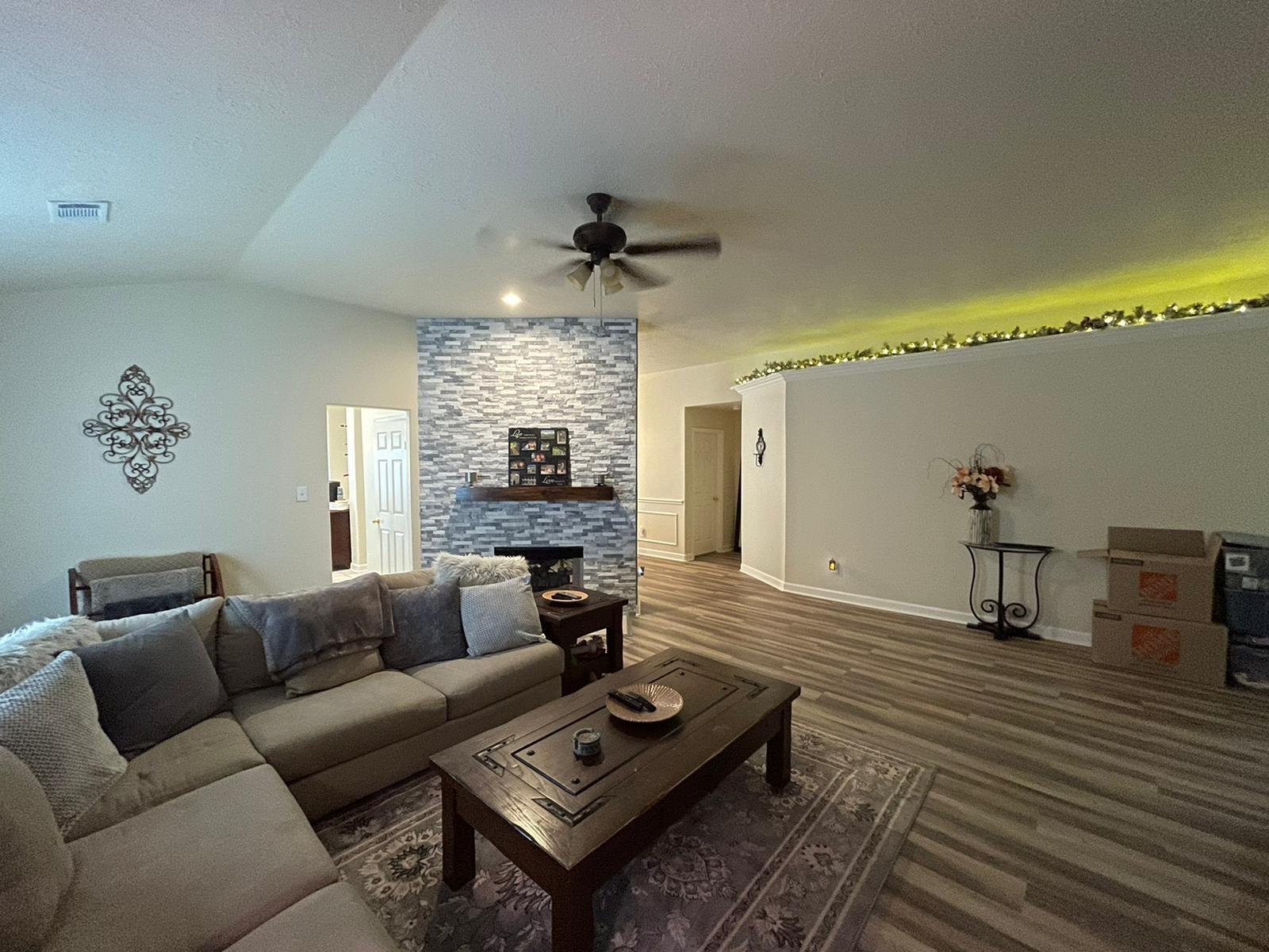 4611 Silverlake Drive