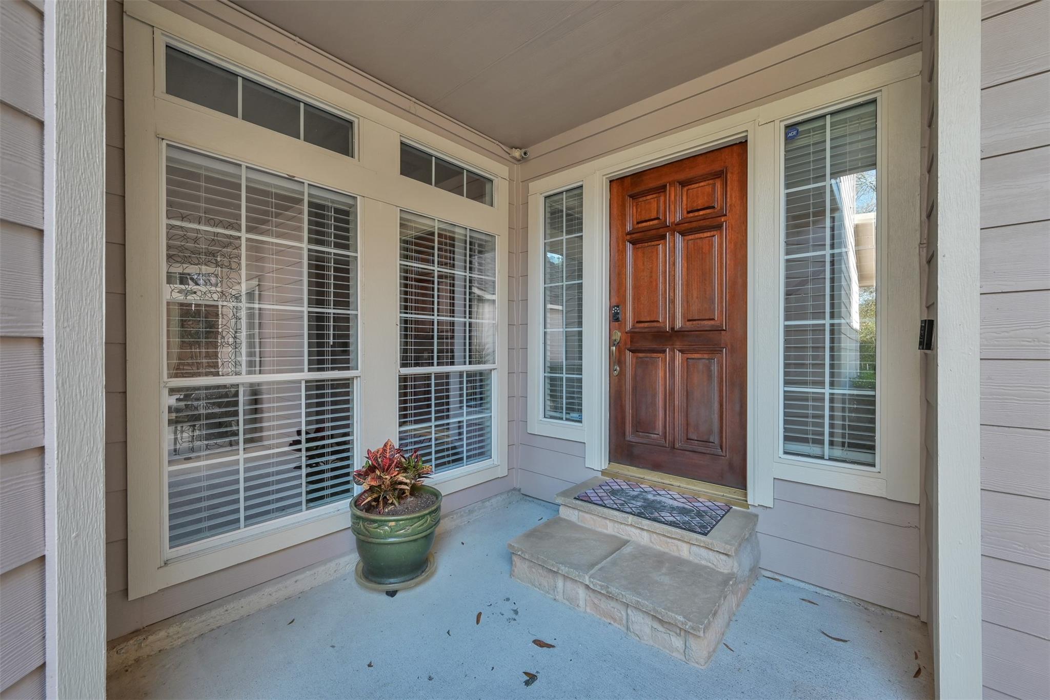 115 E Greenhill Terrace Place E