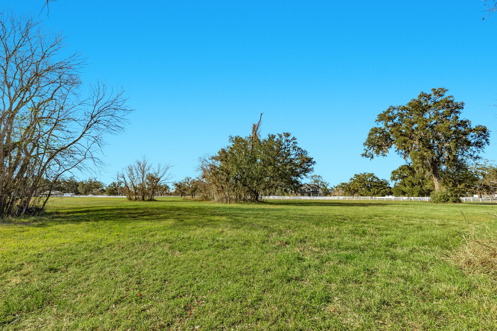 1119 Indian Ridge
