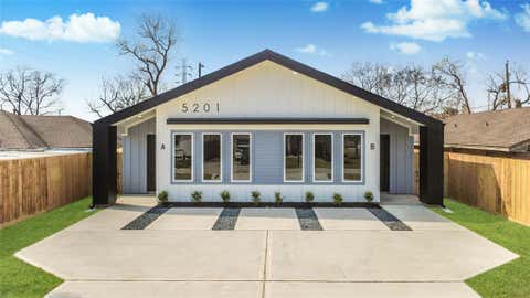 Photo of 5201 Fairchild Street #B, Houston, TX 77028 (MLS # 68469947)