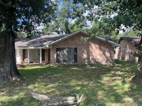 Photo of 1429 Circle Drive, Sealy, TX 77474 (MLS # 7903683)