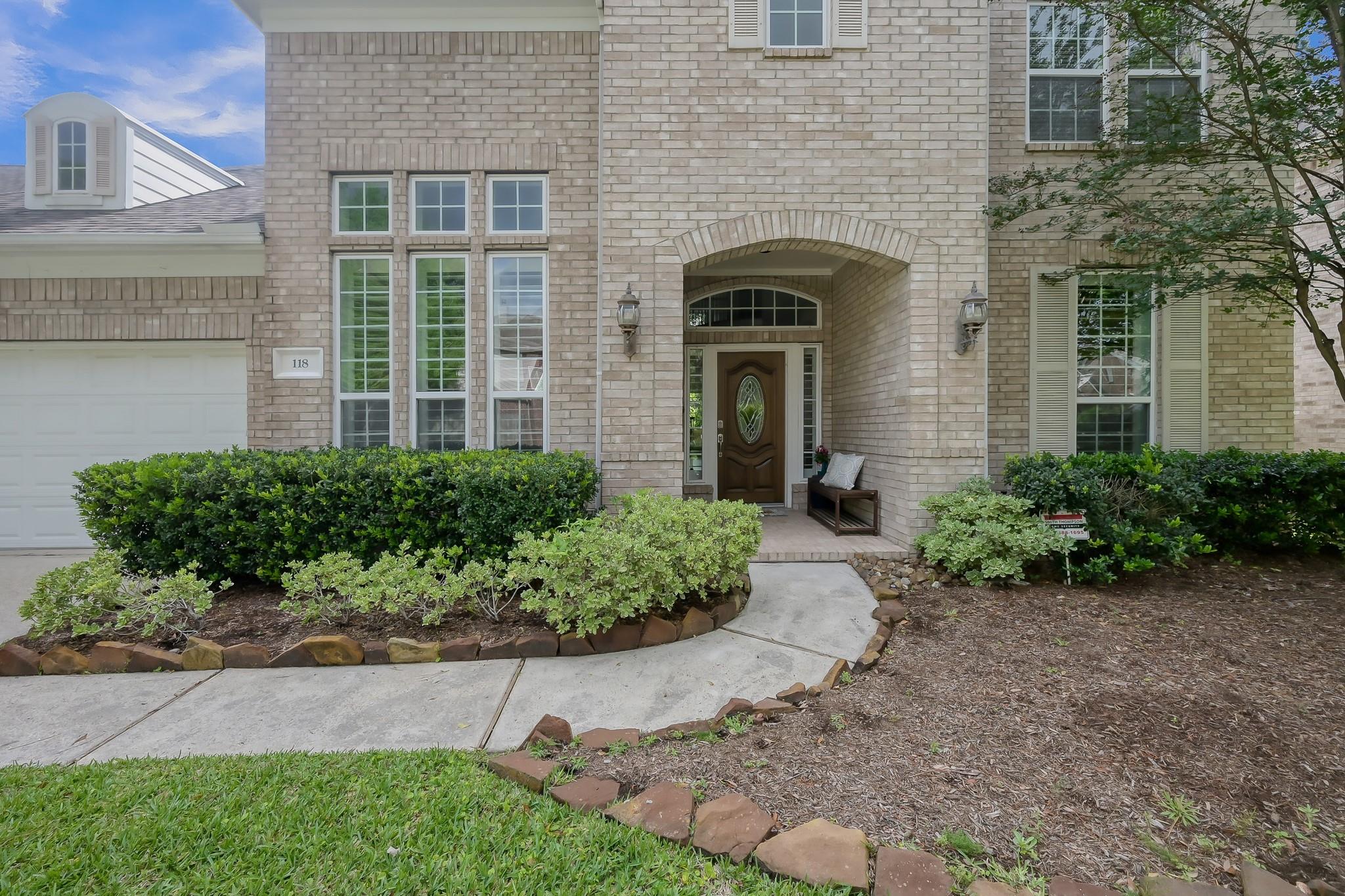 118 Oriel Oaks Circle