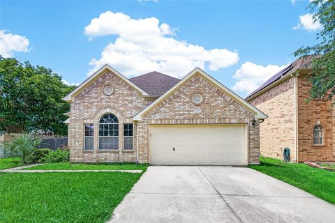 Photo of 12338 Ashford Hollow Drive, Sugar Land, TX 77478 (MLS # 17552505)