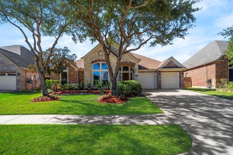 Photo of 2602 White Falls Drive, Pearland, TX 77584 (MLS # 14957635)