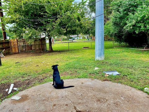 Photo of 7603 Greendowns Street #B, Houston, TX 77087 (MLS # 52239212)