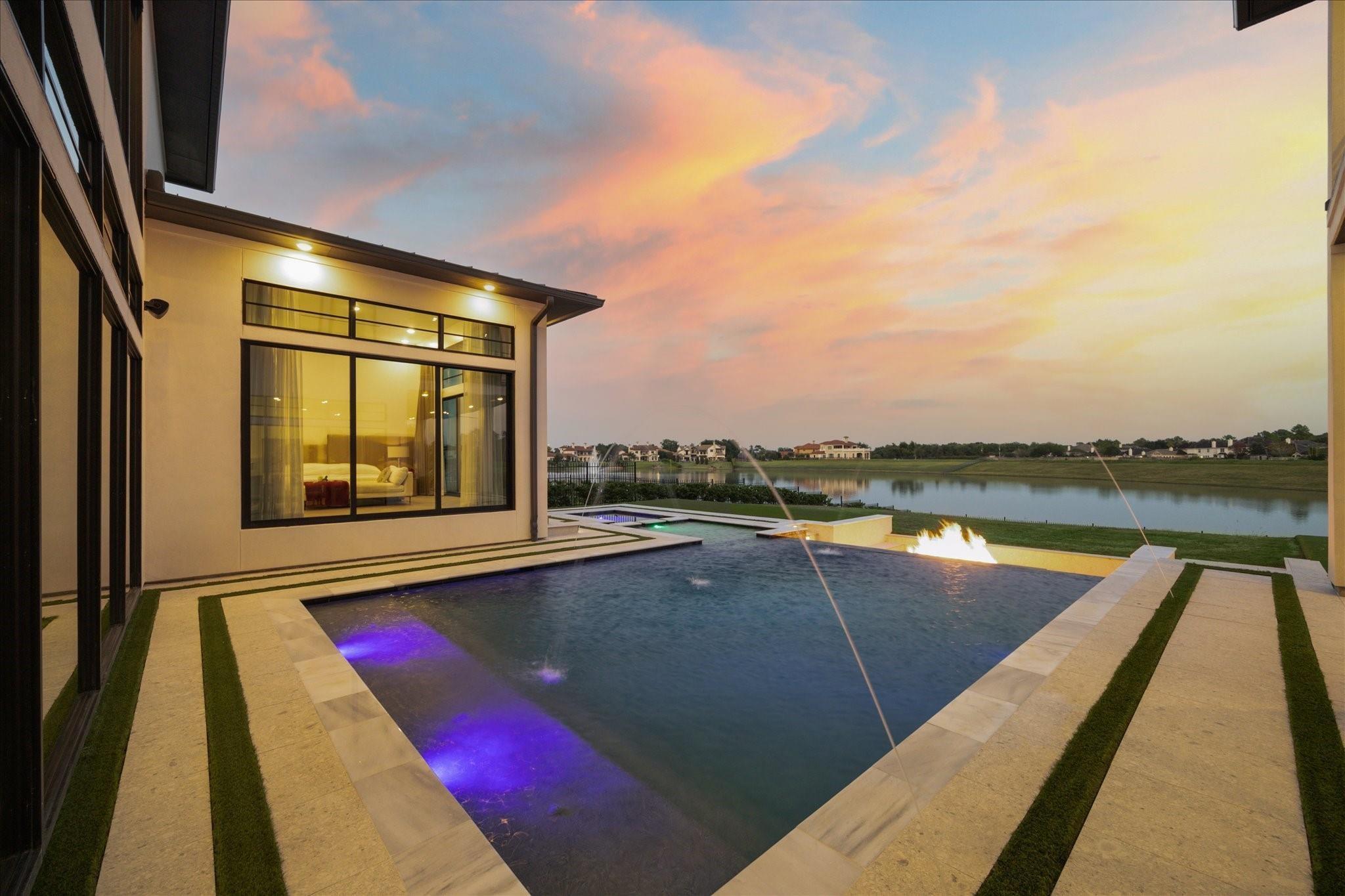 Richmond, Texas, 77469, United States, 5 Bedrooms Bedrooms, ,8 BathroomsBathrooms,Residential,Active,1990594