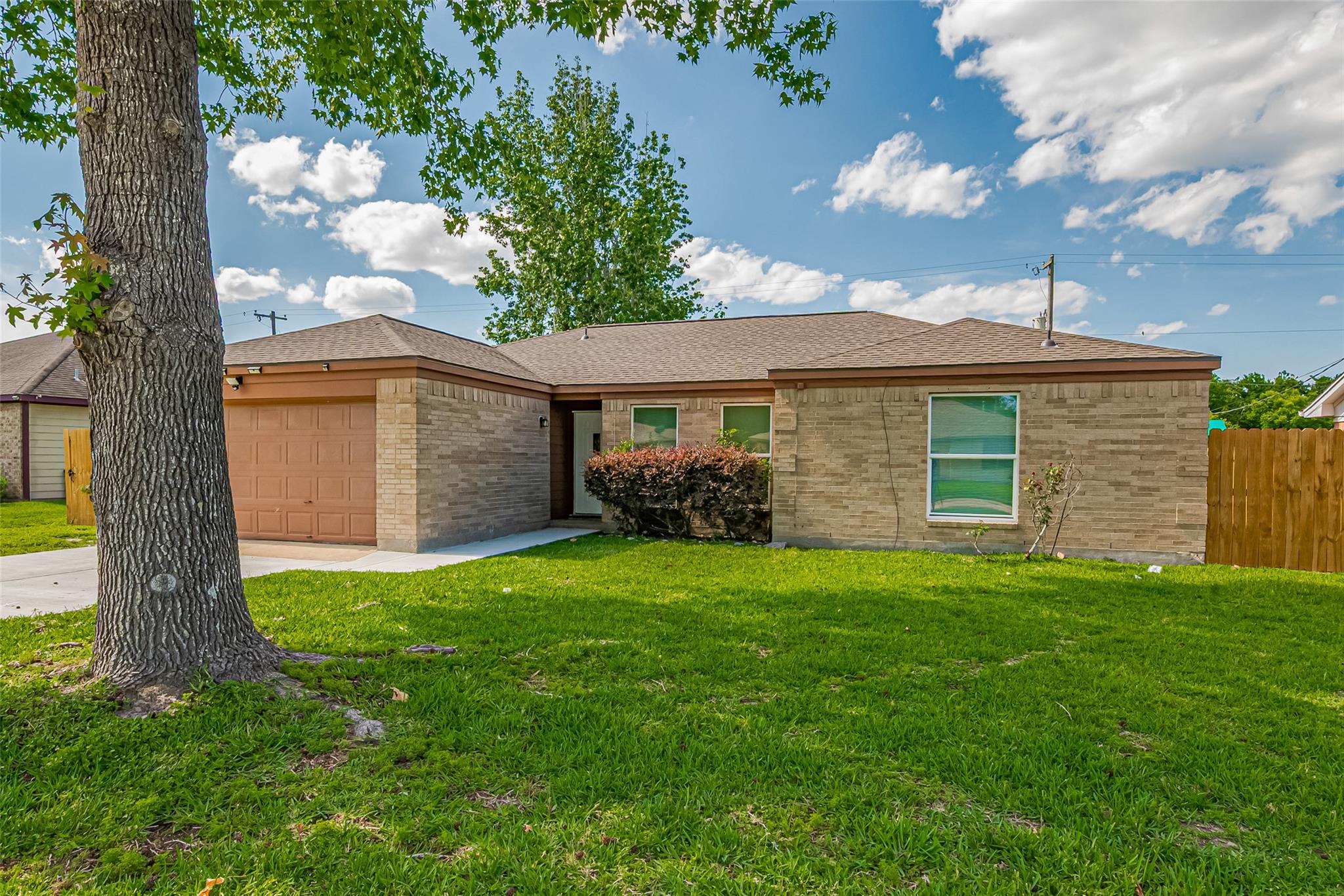 7926 Jonquil Drive