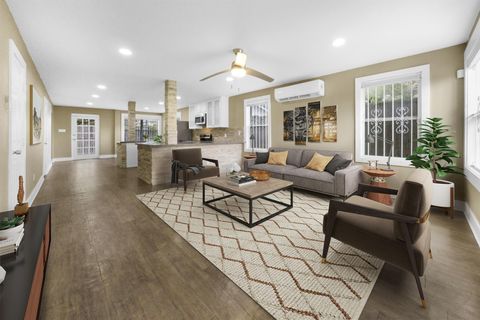 Photo of 1709 Dan Street, Houston, TX 77020 (MLS # 85395033)