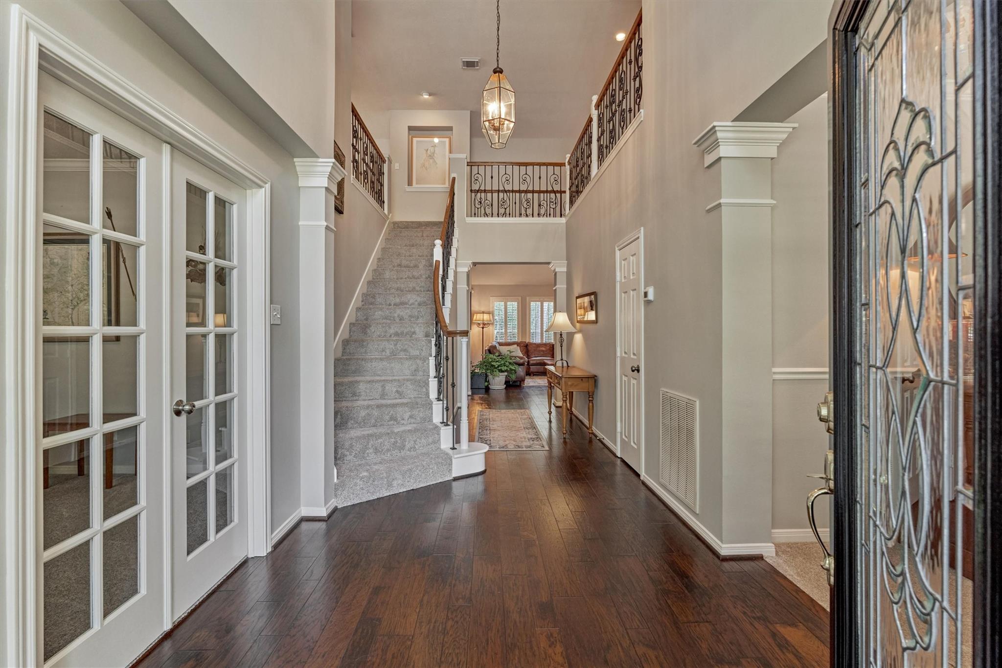 18 Split Rail Place