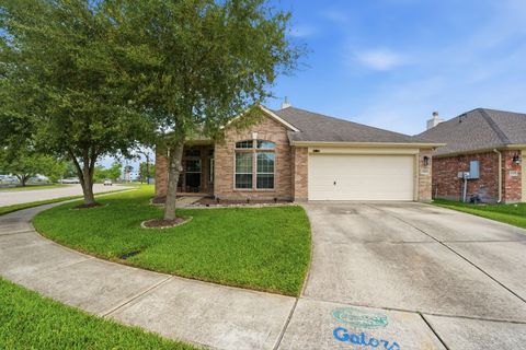 Photo of 3203 Borden Gully Drive, Dickinson, TX 77539 (MLS # 19914769)