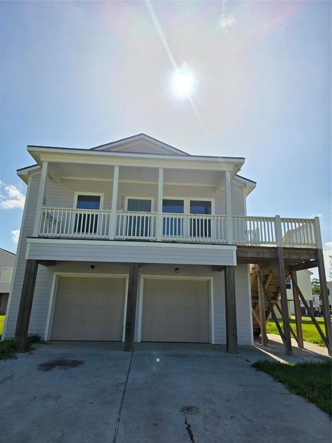 Photo of 6119 Lacey Oak Drive, Hitchcock, TX 77563 (MLS # 48493273)