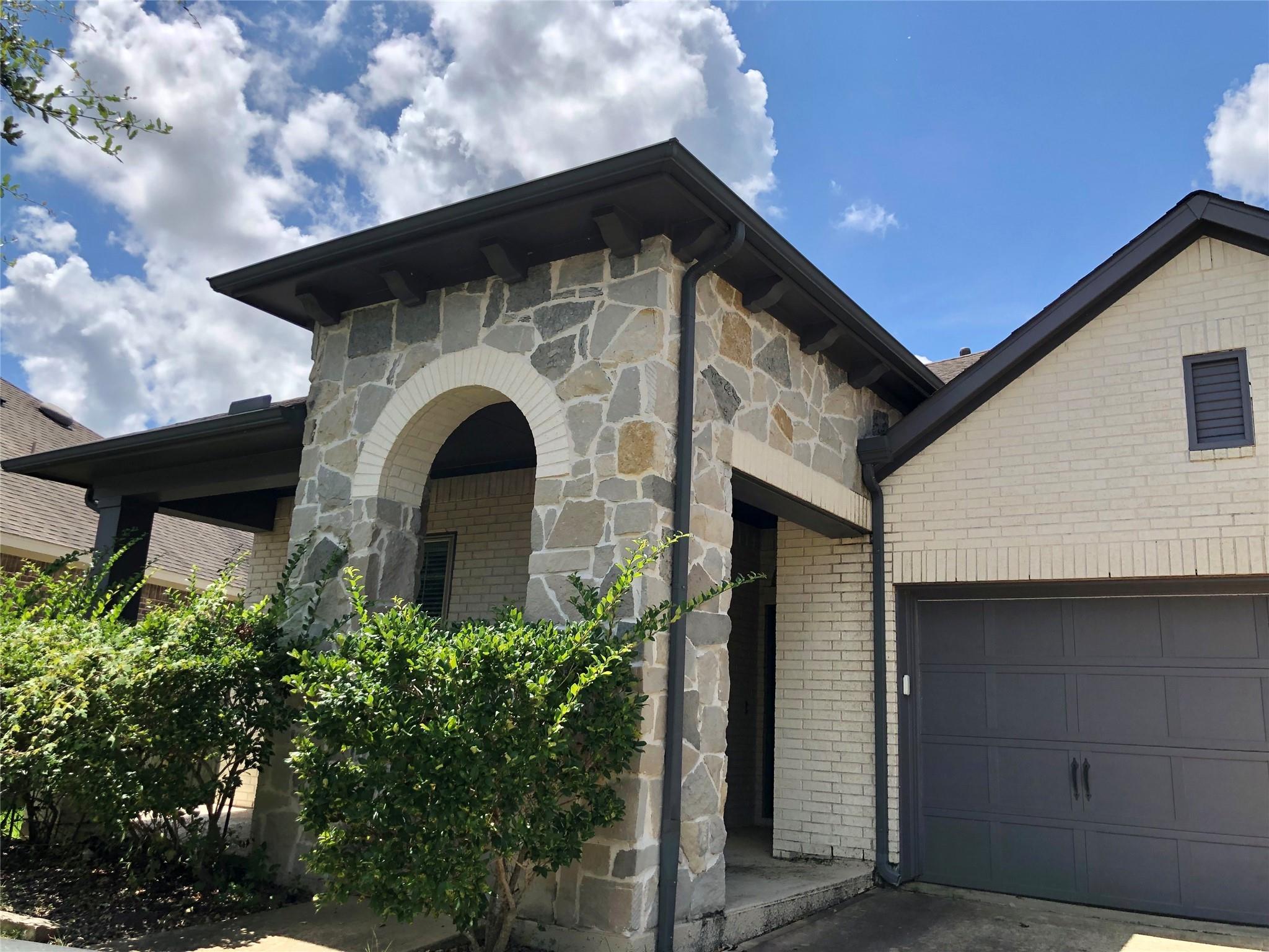 2935 Eden Trail Lane