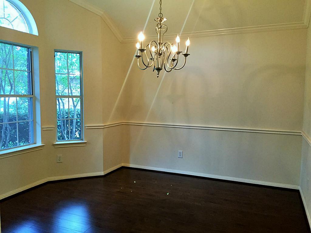 911 Glen Abbey Drive