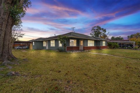 Photo of 1801 Harding Street, Pasadena, TX 77502 (MLS # 41370743)