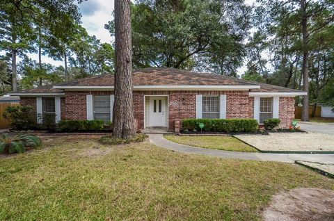 Photo of 25602 Oakhurst Drive, Spring, TX 77386 (MLS # 76202543)