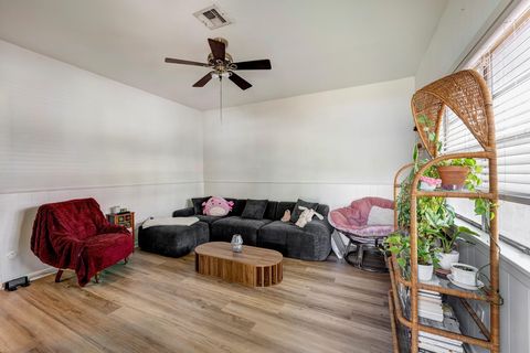 Tiny photo for 2804 Arlington Street, Houston, TX 77008 (MLS # 76848339)