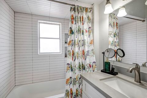 Tiny photo for 2804 Arlington Street, Houston, TX 77008 (MLS # 76848339)