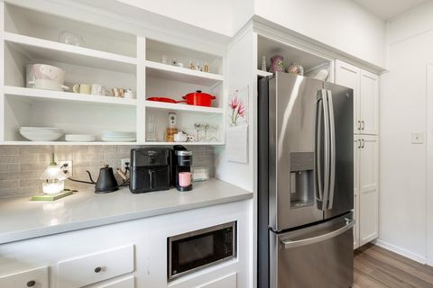 Tiny photo for 2804 Arlington Street, Houston, TX 77008 (MLS # 76848339)