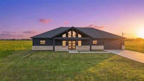 Photo of 619 Chuckwagon Trail, Angleton, TX 77515 (MLS # 39025719)
