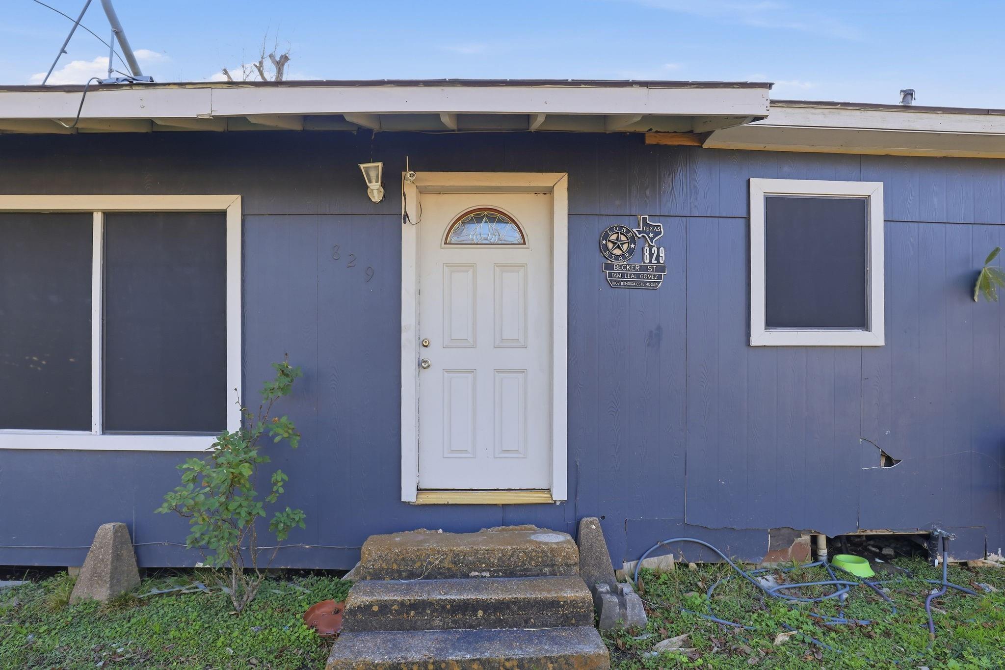 829 Becker Street