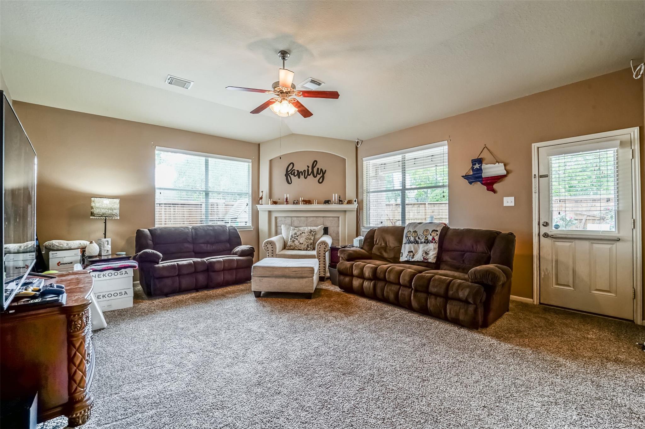 387 Henderson Lane