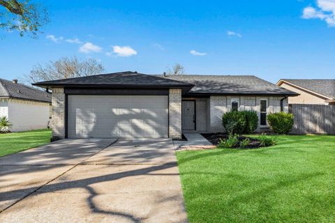 7526 Hablo Drive Houston TX 77083