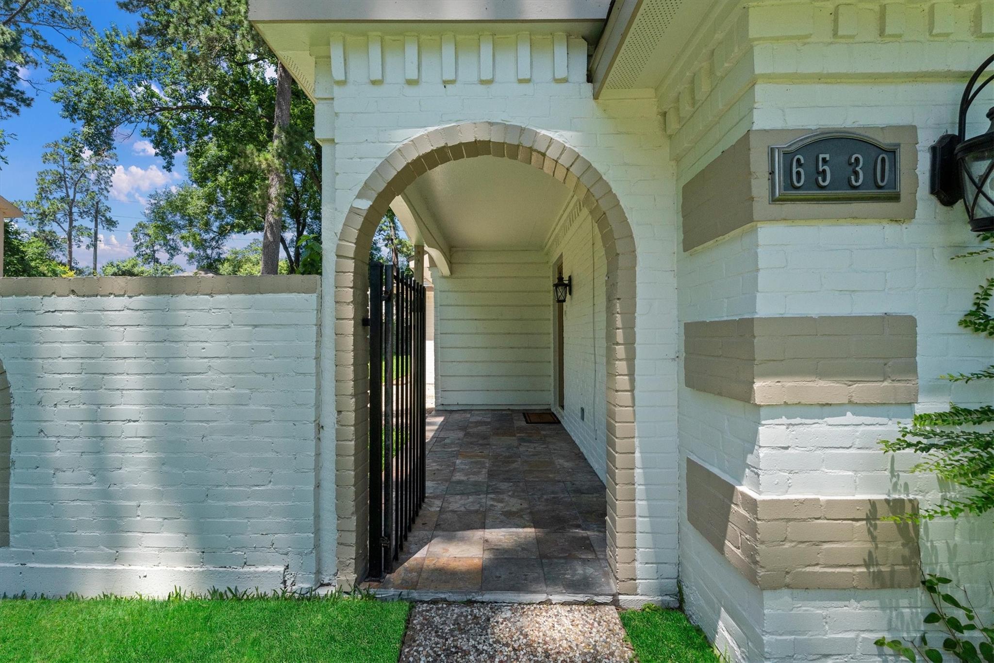 6530 Bayonne Drive