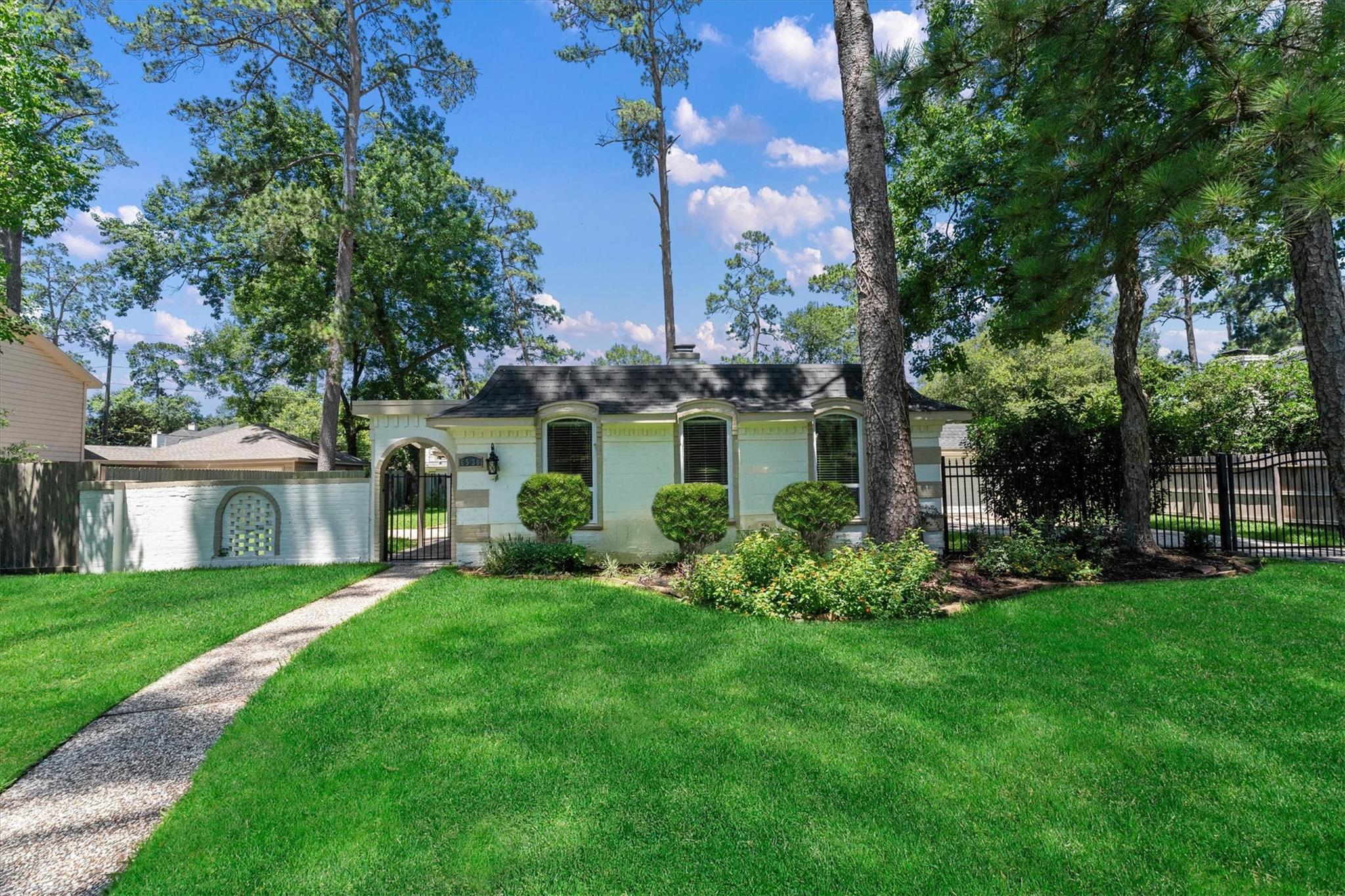 6530 Bayonne Drive