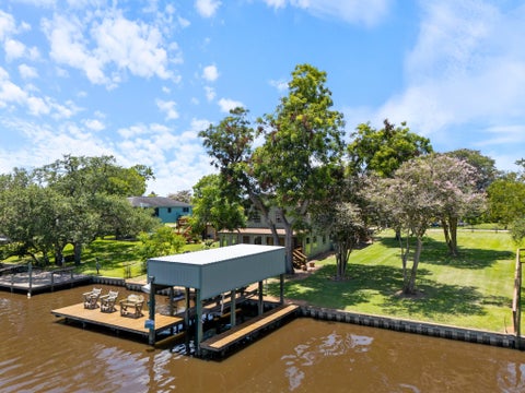 Photo of 2007 Private Road 652, Sargent, TX 77414 (MLS # 81102077)
