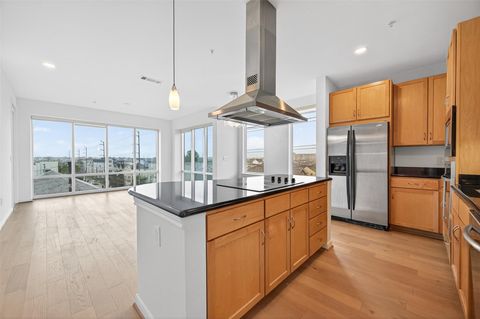 505 Jackson Hill Street 404 Houston TX 77007