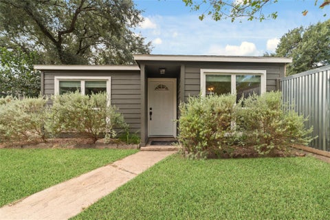 Photo of 10819 Berry Tree Drive, Houston, TX 77064 (MLS # 18879380)