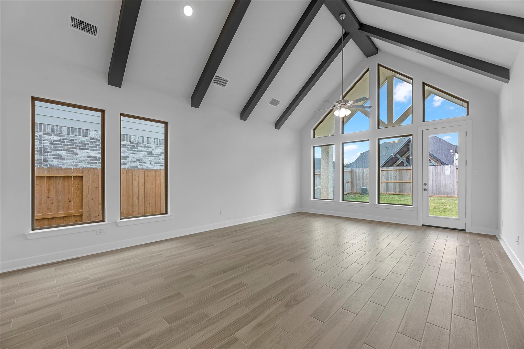 1203 Luna Drive