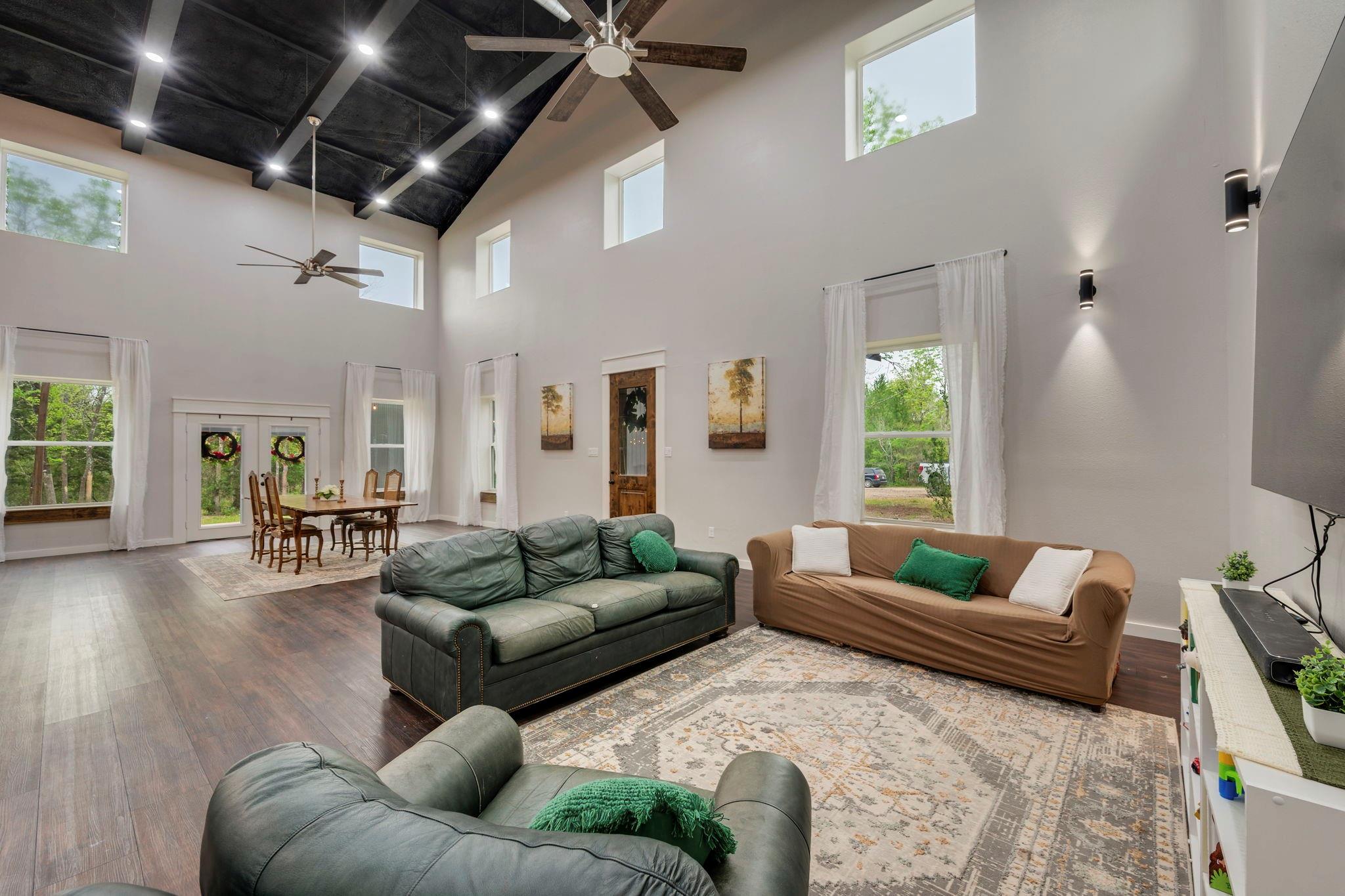 3915 County Road 447