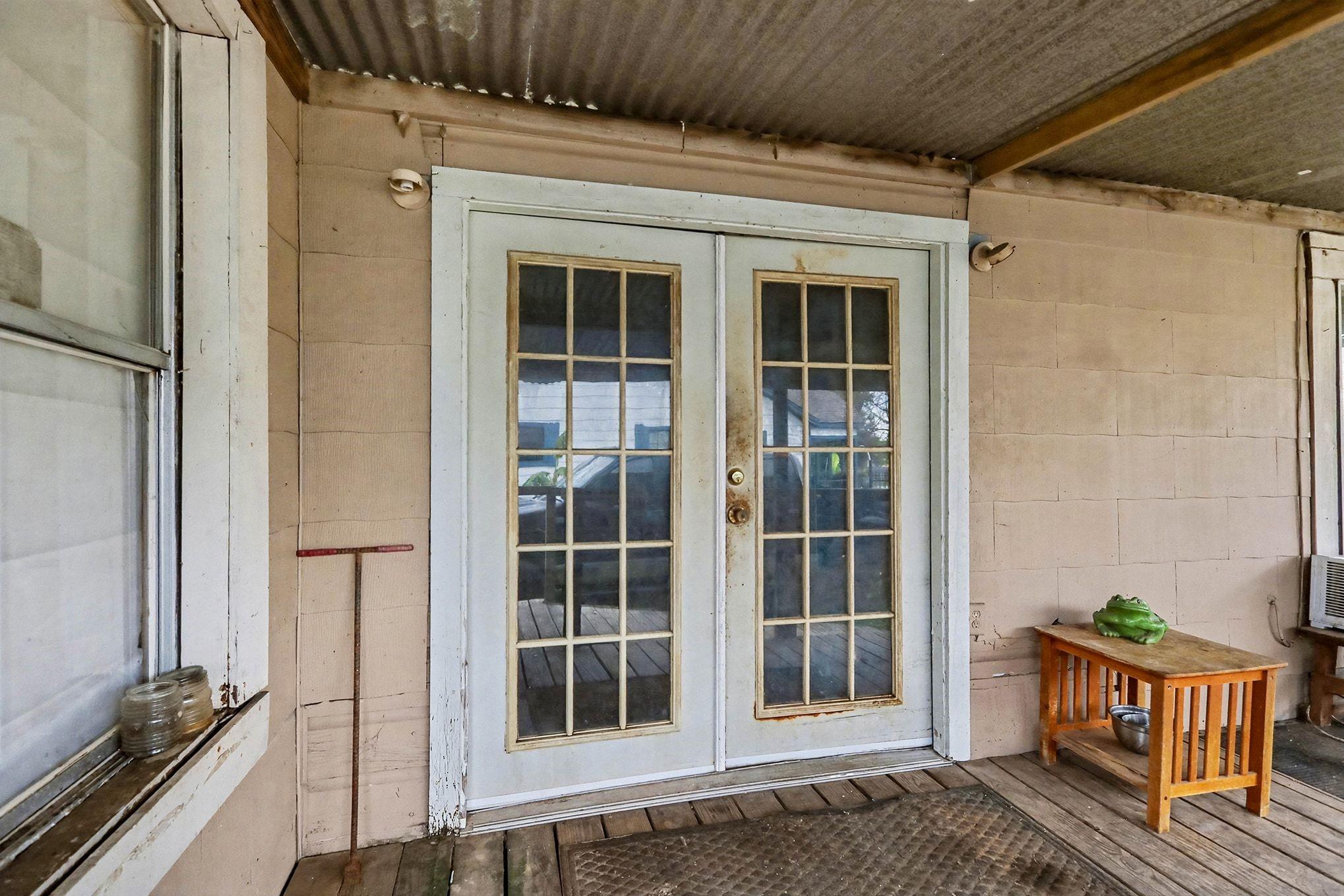 1012 Clear Lake Road