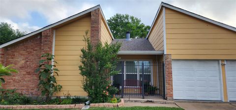 3451 Golders Green Drive Houston TX 77082