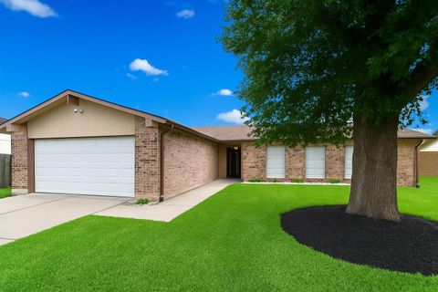 Photo of 5126 Sprey Dr Dr, Houston, TX 77084 (MLS # 37436850)