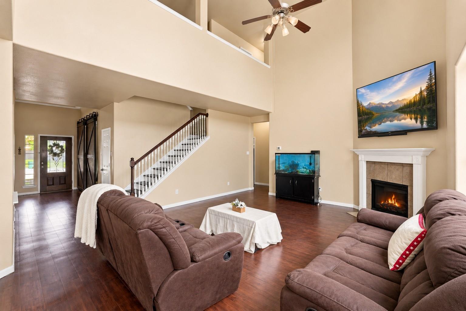 11107 Canyon Crossing Lane