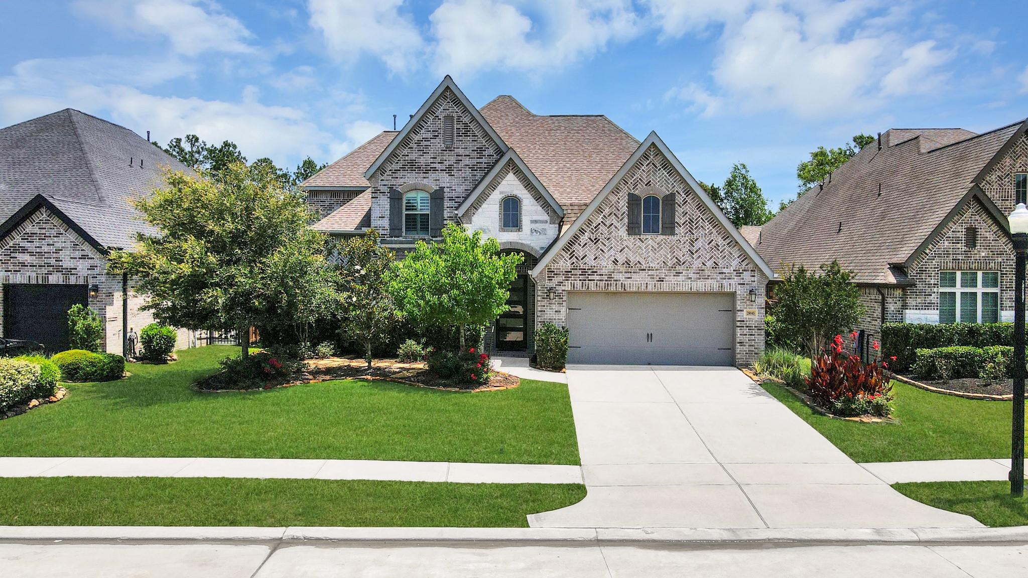 28045 Woodland Bend Way