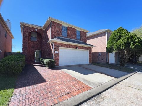 Photo of 6658 Sharpstown Green Circle, Houston, TX 77036 (MLS # 64961140)