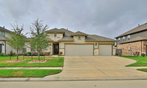 Photo of 31611 Lyle Manor Drive, Hockley, TX 77447 (MLS # 85390066)