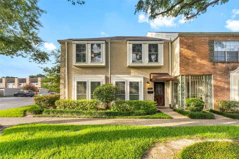 Photo of 1553 W Sam Houston Parkway S, Houston, TX 77042 (MLS # 65843357)