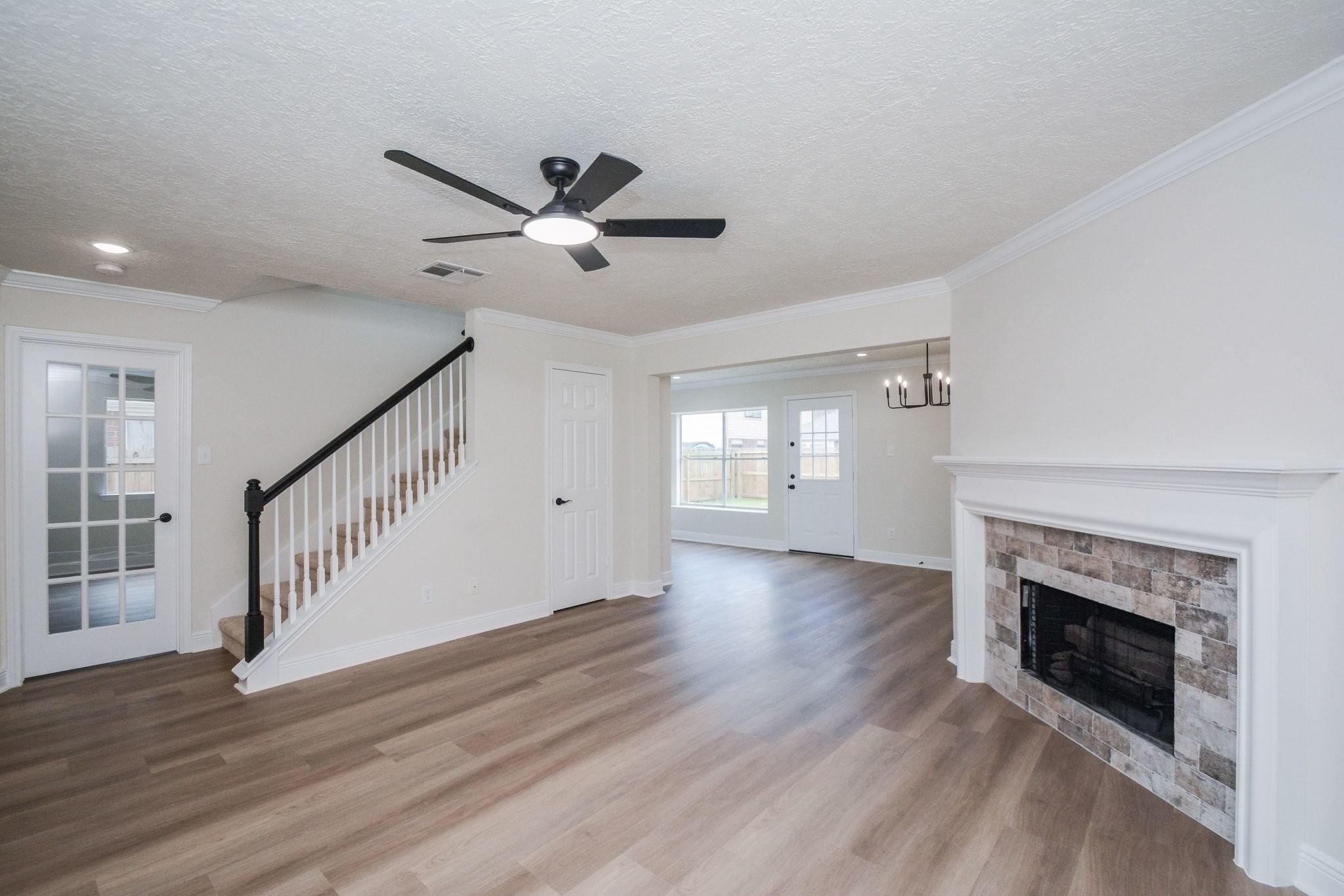 1908 Hickory Glen Drive