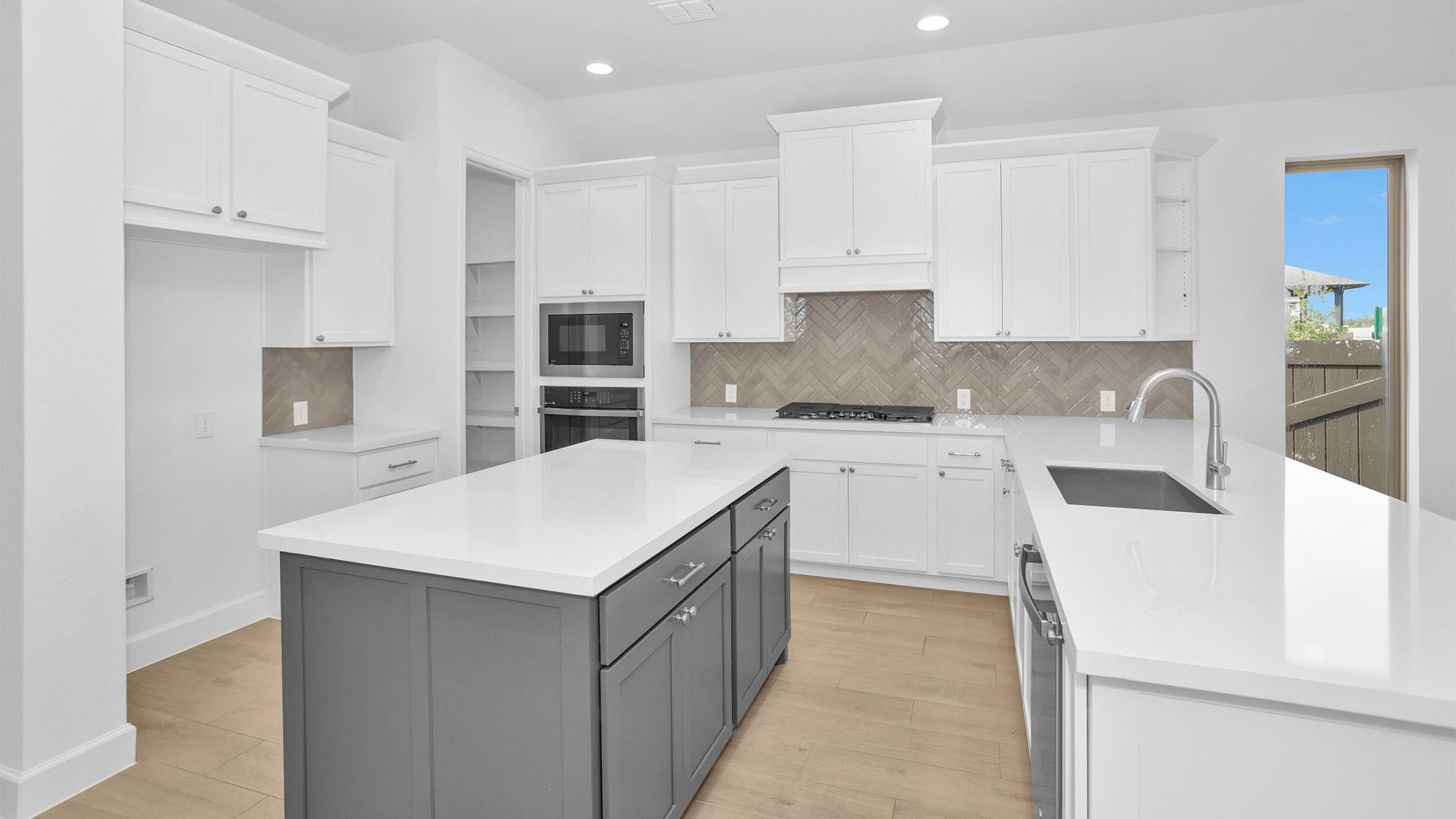 3303 Golden Pomelo Drive