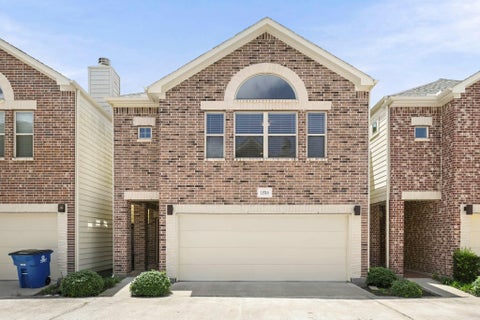 Photo of 11516 Main Maple Drive, Houston, TX 77025 (MLS # 62884870)