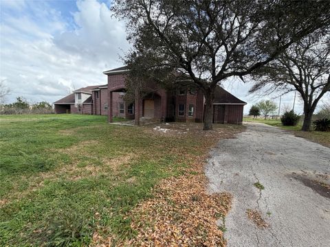 Homes For Sale - 5011 Mourning Dove Drive<br/> Richmond, TX 77469