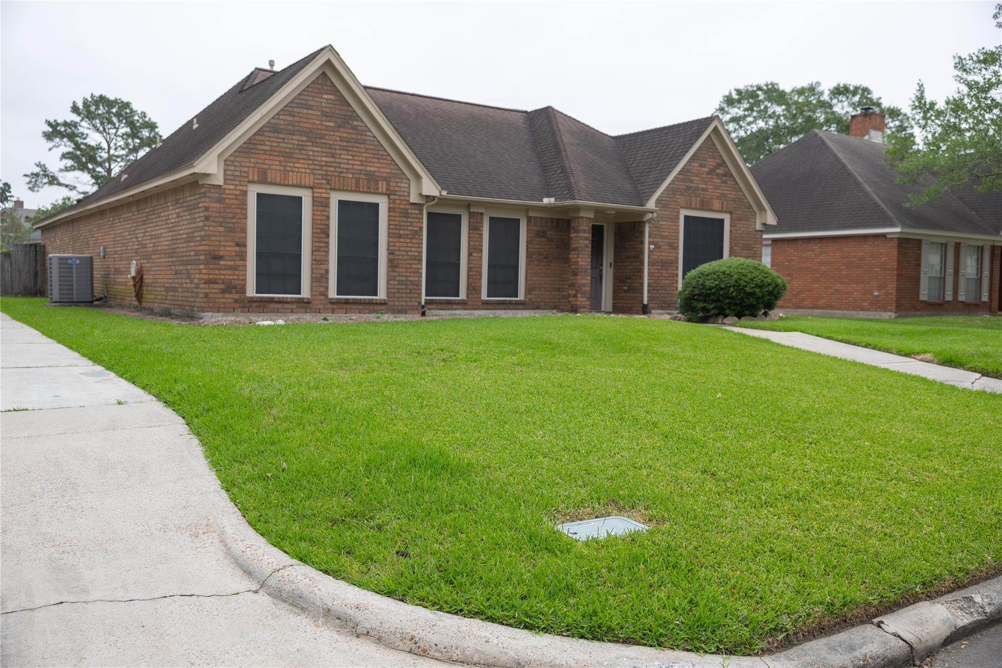 19806 Bambiwoods Court