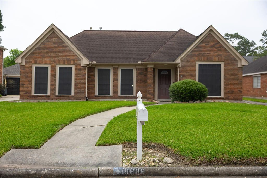 Photo of 19806 Bambiwoods Court, Humble, TX 77346 (MLS # 8688580)