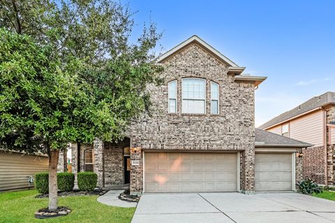 Photo of 6726 Hunters Trace Lane, Baytown, TX 77521 (MLS # 36357012)