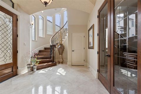 Photo of 5520 Mcculloch Circle, Houston, TX 77056 (MLS # 77948198)